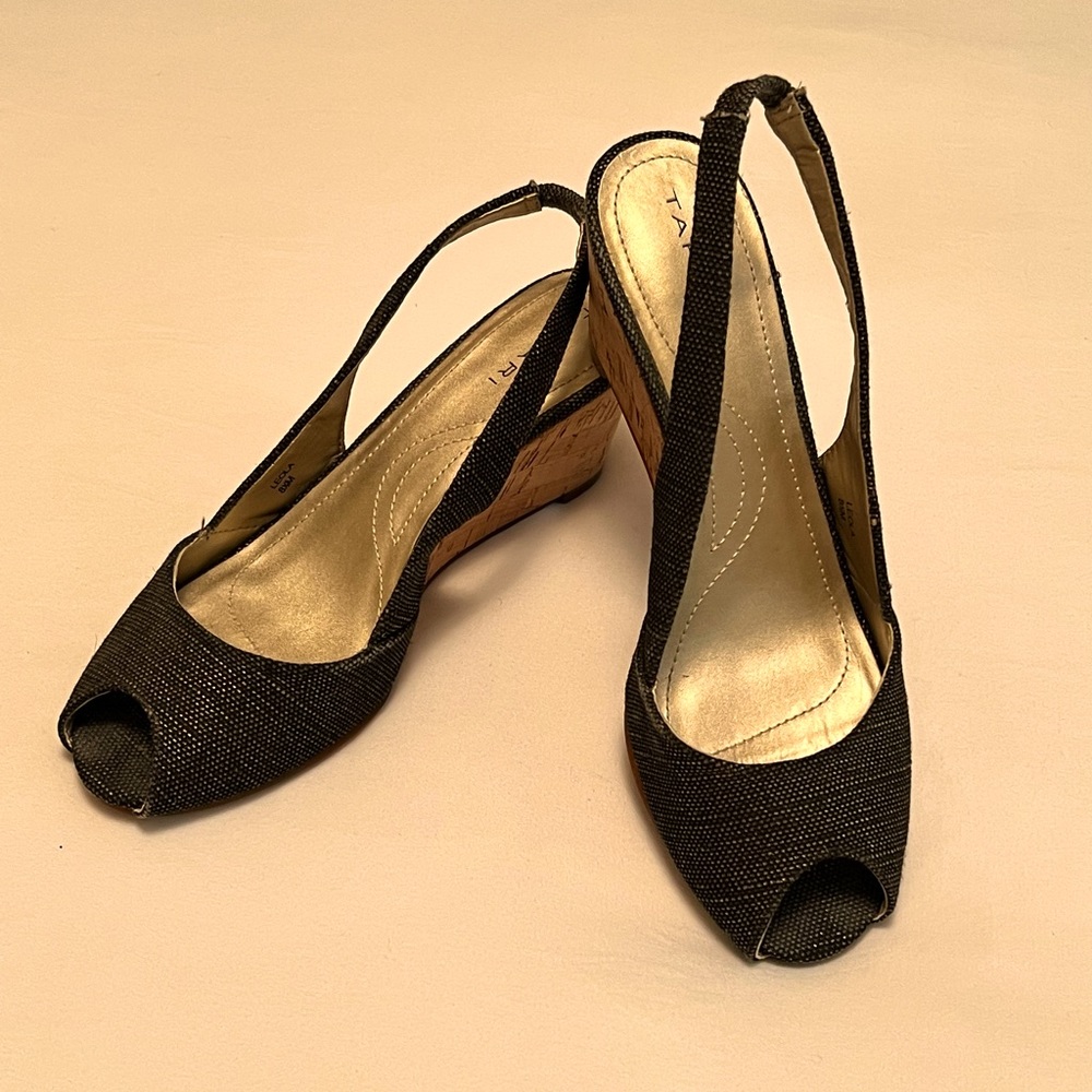 Tahari Leola wedge slingback peep toe